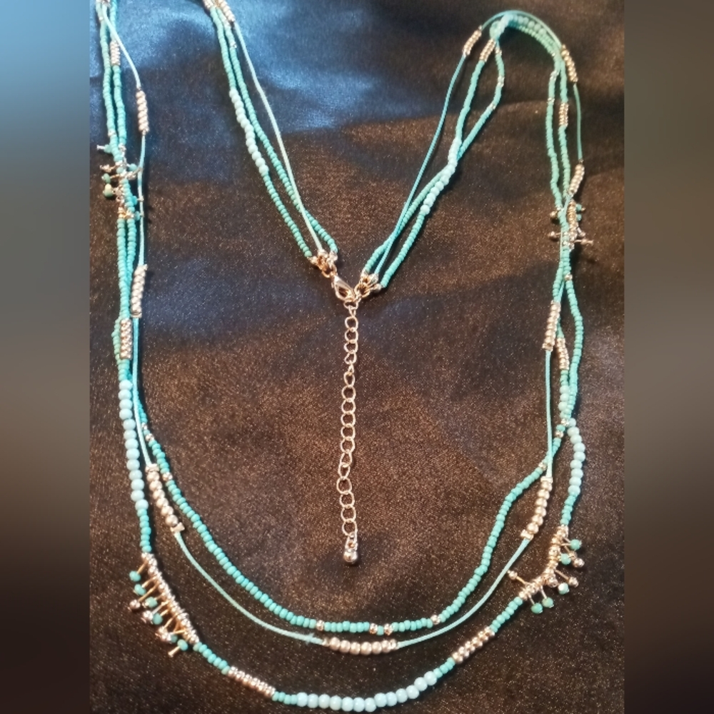 Kenneth Cole gold and turquoise color beaded layered necklace 24+4 in long